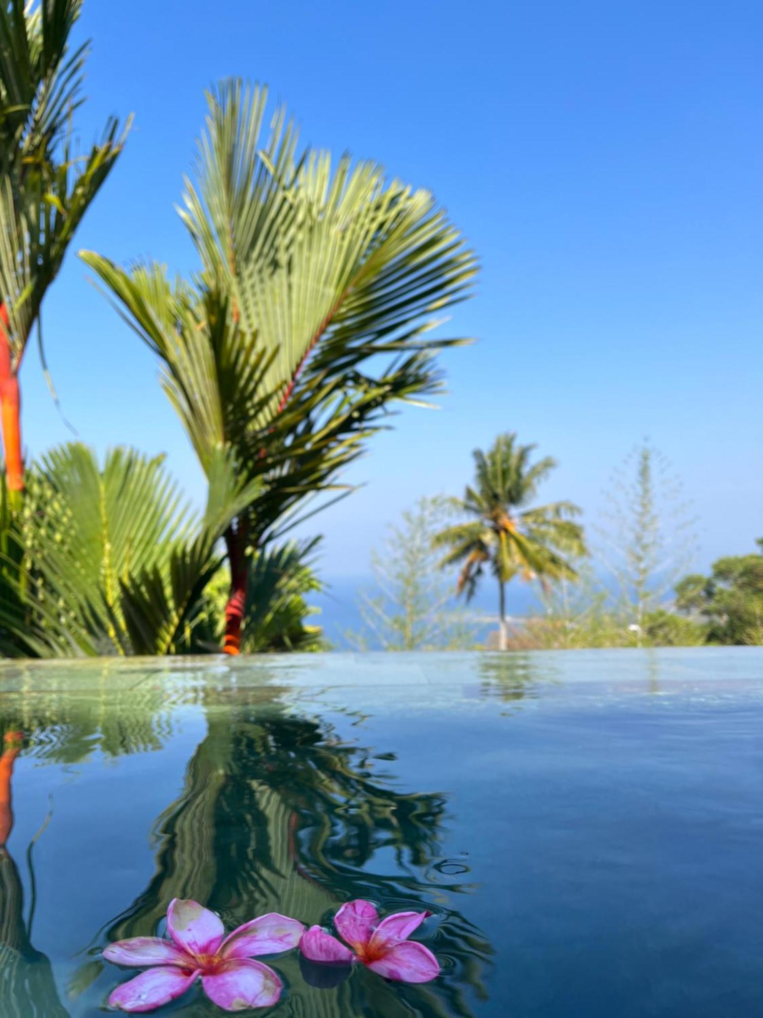 The Puncak Lombok Hotel Senggigi Eksteriør billede